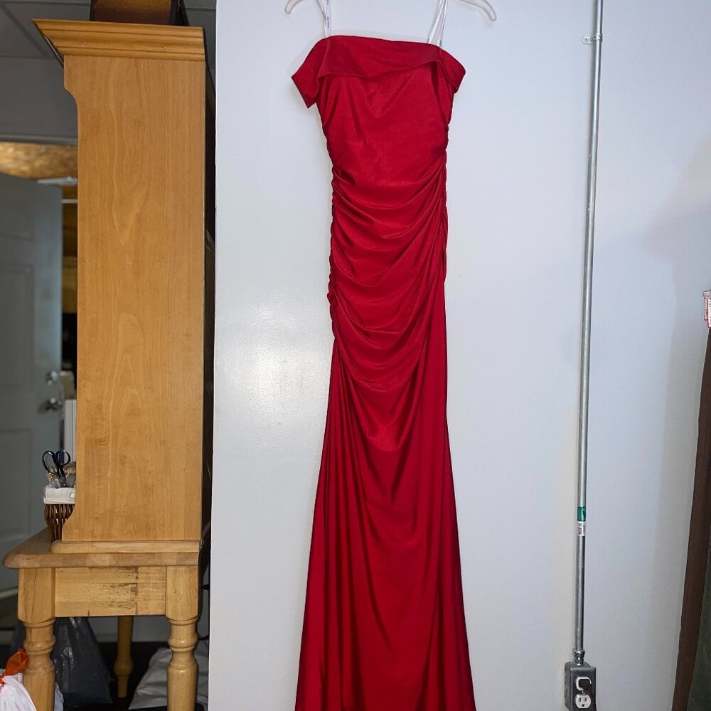 Jovani Red One Off the Shoulder Full Length Red Formal Gown Size 00